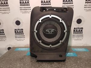 Used Subwoofer Mitsubishi Outlander (CW) 2.0 DI-D 16V 4x2 Price on request offered by "Altijd Raak" Penders