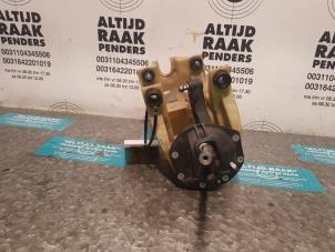 Used Automatic gear selector Mercedes Vito (639.6) 2.2 109 CDI 16V Price on request offered by "Altijd Raak" Penders