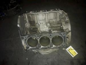 Used Engine crankcase Mercedes E (W212) E-350 CGI V6 24V BlueEfficiency Price on request offered by "Altijd Raak" Penders