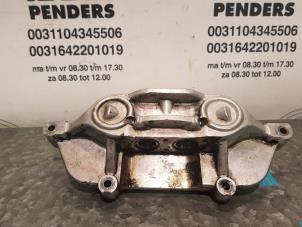 Used Camshaft adjuster BMW 5 serie (E60) M5 V10 40V RHD Price on request offered by "Altijd Raak" Penders