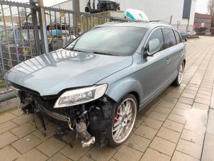 Usagé Capot Audi Q7 (4LB) 4.2 FSI V8 32V Prix sur demande proposé par "Altijd Raak" Penders