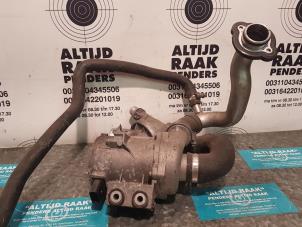Used Water pump BMW 3 serie (E92) 323i 24V Price on request offered by "Altijd Raak" Penders