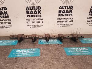 Used Rocker arm shaft Landrover Discovery II 2.5 Td5 Price on request offered by "Altijd Raak" Penders