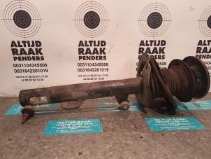 Used Fronts shock absorber, left BMW 7 serie (E38) 725 tds Price on request offered by "Altijd Raak" Penders