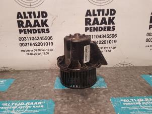 Used Heating and ventilation fan motor Peugeot 307 (3A/C/D) 1.6 16V Price on request offered by "Altijd Raak" Penders
