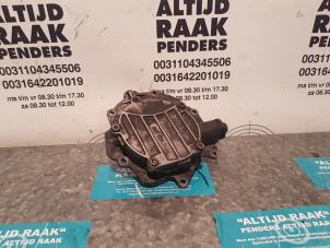 Used Vacuum pump (diesel) Mercedes E (W210) 2.2 E-220D 16V Price on request offered by "Altijd Raak" Penders