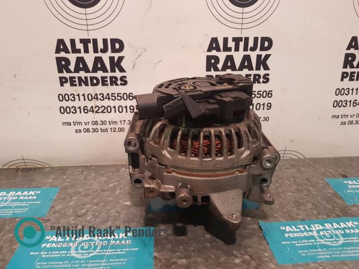 Begagnade Dynamo Mercedes E (W210) 2.2 E-200 CDI 16V Pris på förfrågan erbjuds av "Altijd Raak" Penders