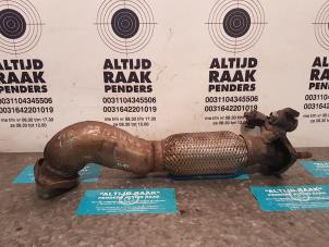 Used Exhaust middle section Hyundai Santa Fe II (CM) 2.2 CRDi 16V 4x2 Price on request offered by "Altijd Raak" Penders
