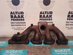 Used Exhaust manifold Renault Laguna II Grandtour (KG) 2.2 dCi 150 16V Price on request offered by "Altijd Raak" Penders