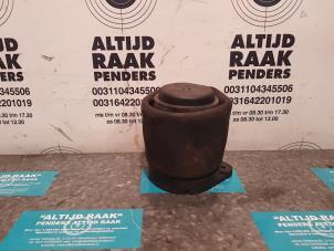 Used Air spring Mercedes Vito (638.1/2) 2.2 CDI 110 16V Price on request offered by "Altijd Raak" Penders