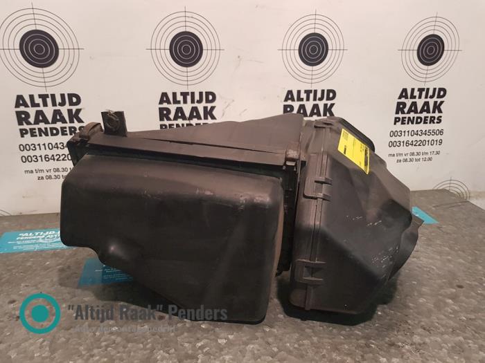 Gebrauchte Luftfiltergehäuse Nissan Murano (Z51) 3.5 V6 24V 4x4 Preis auf Anfrage angeboten von "Altijd Raak" Penders