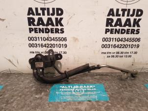 Used Fuel pressure sensor Fiat Scudo (270) 1.6 D Multijet Price on request offered by "Altijd Raak" Penders
