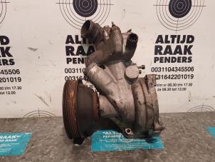 Used Thermostat housing Mercedes S (W220) 3.2 S-320 18V Price on request offered by "Altijd Raak" Penders