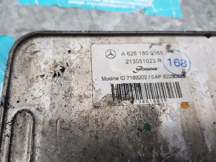Oil cooler from a Mercedes-Benz C (W205) C-180 1.6 CDI BlueTEC, C-180 d 16V 2015
