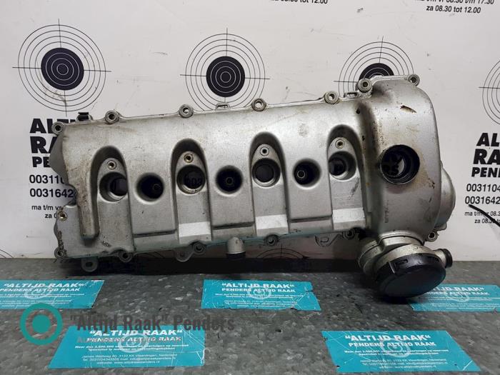 Gebrauchte Ventildeckel Porsche Cayenne (9PA) 4.5 S V8 32V Preis auf Anfrage angeboten von "Altijd Raak" Penders