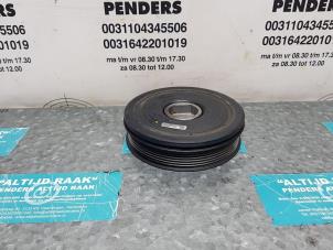 Used Crankshaft pulley Renault Scénic III (JZ) 2.0 dCi 16V Autom. Price on request offered by "Altijd Raak" Penders