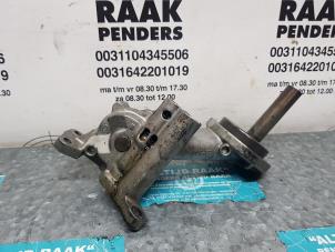 Used Oil pump Audi Q7 (4LB) 3.0 TDI V6 24V Price on request offered by "Altijd Raak" Penders