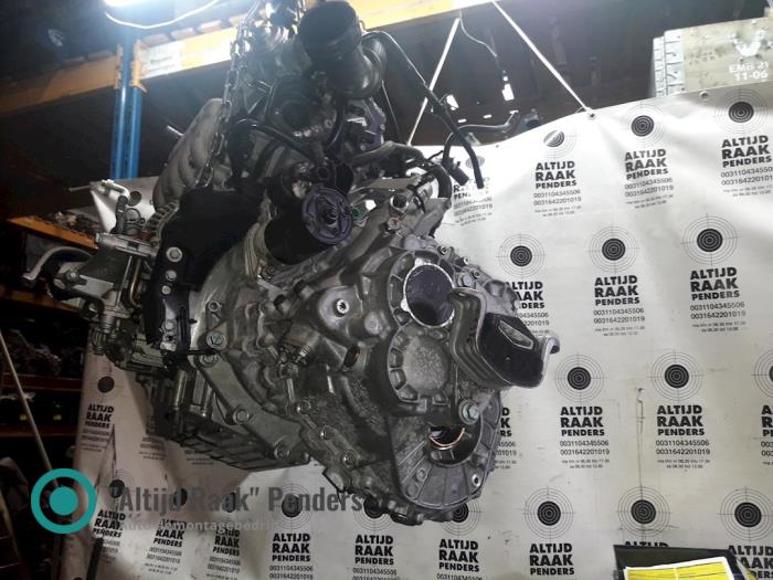 Used Gearbox Volkswagen Transporter Price on request offered by "Altijd Raak" Penders