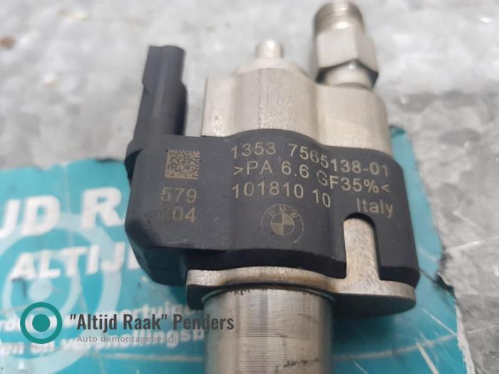 Injector (petrol injection) BMW 3 serie 335i 24V - 10181010 N54B30A ...