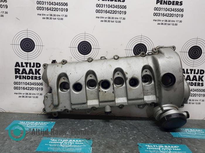 Ventildeckel Porsche Cayenne (9PA), 2002 / 2010 4.5 V8 32V Turbo, SUV, Benzin, 4.511cc, 331kW (450pk), 4x4, M4850, 2002-09 / 2007-09 (Gebraucht)