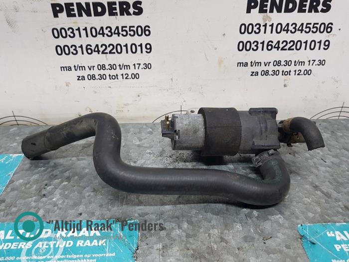Begagnade Extra vattenpump Mercedes CLK (R208) 2.3 230K 16V Pris på förfrågan erbjuds av "Altijd Raak" Penders