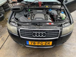Usagé Batterie Audi A4 Cabrio (B7) 3.0 V6 30V Prix sur demande proposé par "Altijd Raak" Penders