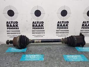 Used Front drive shaft, right Audi A4 (B6) 1.8 T 20V Price on request offered by "Altijd Raak" Penders
