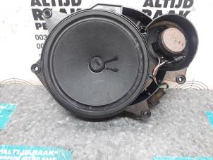 Gebrauchte Lautsprecher Mercedes SLK (R171) 1.8 200 K 16V Preis auf Anfrage angeboten von "Altijd Raak" Penders