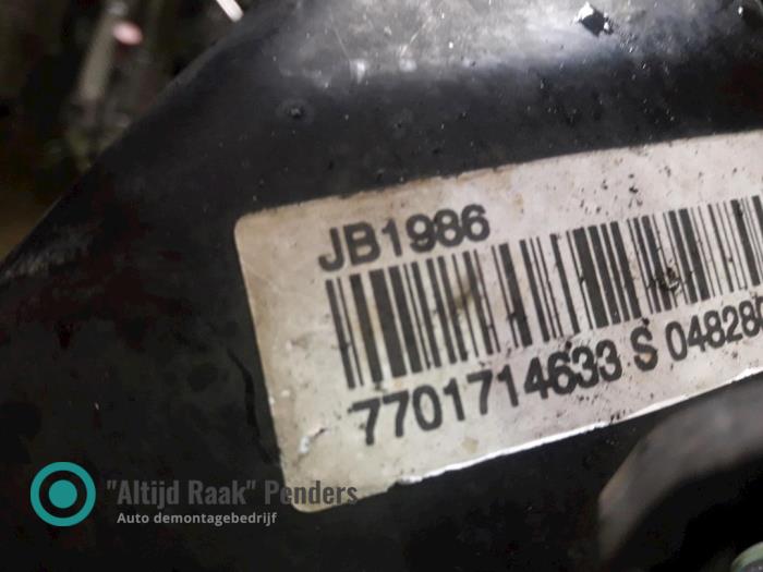 Gebrauchte Getriebe Renault Twingo (C06) 1.2 Preis auf Anfrage angeboten von "Altijd Raak" Penders