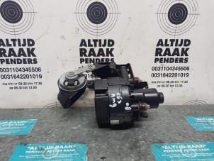 Used Secondary pump Mercedes C (W204) 6.2 C-63 AMG V8 32V Price on request offered by "Altijd Raak" Penders