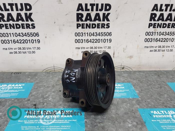 Usagé Pompe de direction Ford Mondeo II Wagon 2.0i 16V Prix sur demande proposé par "Altijd Raak" Penders