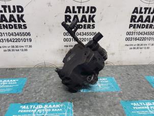 Used Diesel pump BMW 3 serie Touring (E46/3) 320d 16V Price on request offered by "Altijd Raak" Penders
