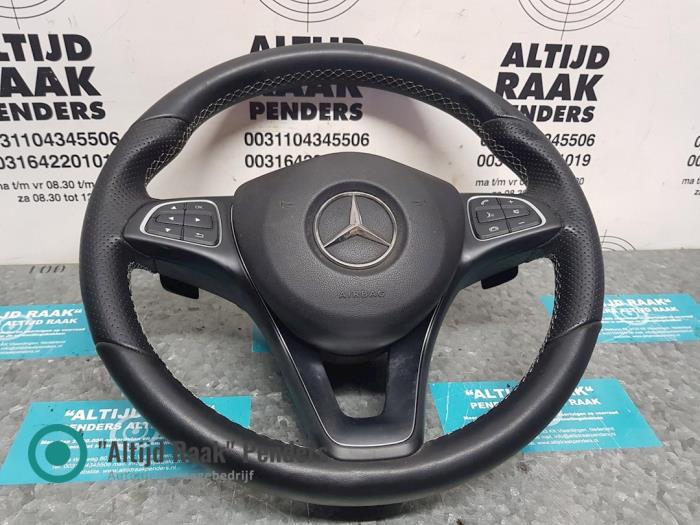 Begagnade Ratt Mercedes A (W176) 2.0 A-45 AMG Turbo 16V 4-Matic Pris på förfrågan erbjuds av "Altijd Raak" Penders