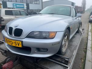 Used Rear door window mechanism 4-door, left BMW Z3 Roadster (E36/7) 2.8 24V Price on request offered by "Altijd Raak" Penders
