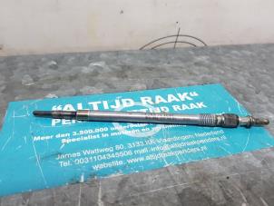 Used Glow plug Mercedes E (C207) E-220 CDI 16V BlueEfficiency Price on request offered by "Altijd Raak" Penders