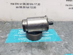 Used Oil pressure switch Mercedes E (C207) E-220 CDI 16V BlueEfficiency Price on request offered by "Altijd Raak" Penders