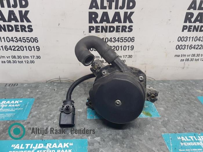 Used Pull air pump Porsche Boxster (987) 2.7 24V Price on request offered by "Altijd Raak" Penders