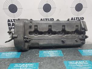 Used Rocker cover Mercedes ML I (163) 400 4.0 CDI V8 32V Price on request offered by "Altijd Raak" Penders