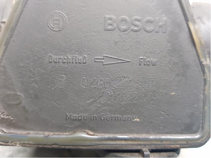 Air mass meter from a BMW 3 serie (E36/2) 320i 24V 1992