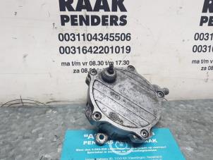 Used Vacuum pump (petrol) BMW 3 serie (E46/4) 316i 16V Price on request offered by "Altijd Raak" Penders
