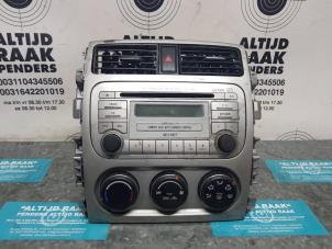 Używane Radio/Odtwarzacz CD (rózne) Suzuki Liana (ERA/ERB/RH4) 1.6 MPi 16V 4x4 Cena na żądanie oferowane przez "Altijd Raak" Penders