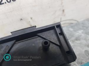 Map Sensor (Einlasskrümmer) van een Opel Astra G (F08/48) 1.6 16V 1998