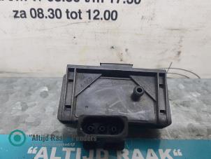 Map Sensor (Einlasskrümmer) van een Opel Astra G (F08/48) 1.6 16V 1998