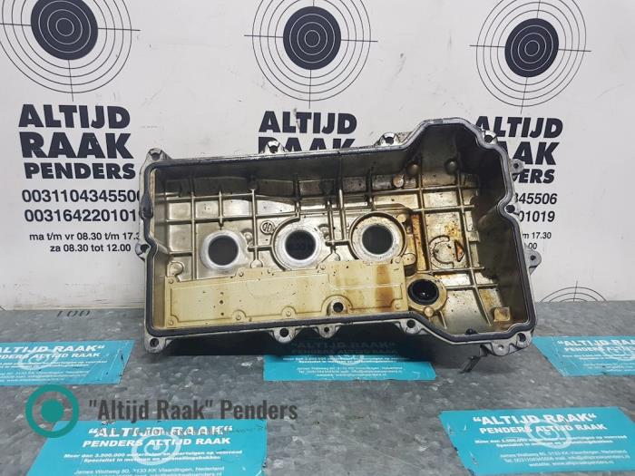 Gebrauchte Ventildeckel Smart Fortwo Coupé (451.3) 1.0 45 KW Preis auf Anfrage angeboten von "Altijd Raak" Penders