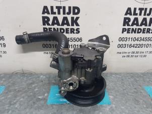 Used Power steering pump Mercedes C (W204) 3.0 C-350 CDI V6 24V Price on request offered by "Altijd Raak" Penders
