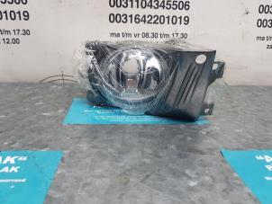 New Fog light, front right BMW 5 serie (E39) 520d 16V Price on request offered by "Altijd Raak" Penders
