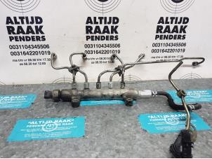 Used Fuel injector nozzle Toyota Avensis Wagon (T25/B1E) 2.2 D-4D 16V D-CAT Price on request offered by "Altijd Raak" Penders