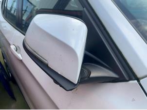 Used Wing mirror, left BMW X1 (E84) sDrive 16d 2.0 16V Price on request offered by "Altijd Raak" Penders