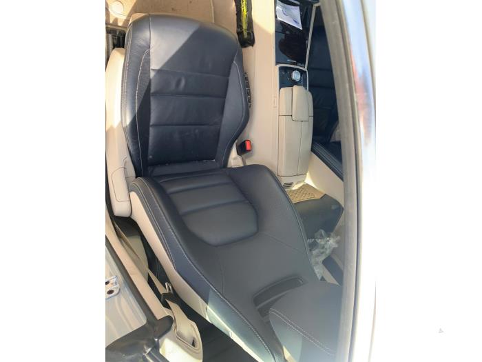 Seat, left from a Mercedes-Benz E (C207) E-350 CDI, d BlueTEC 3.0 V6 24V 2014
