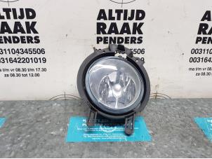 Used Fog light, front right Renault Trafic New (JL) 2.0 dCi 16V 115 Price on request offered by "Altijd Raak" Penders